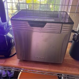 Cuisinart Custom Convection Bread Maker

MODEL: CBK-210

Largest model